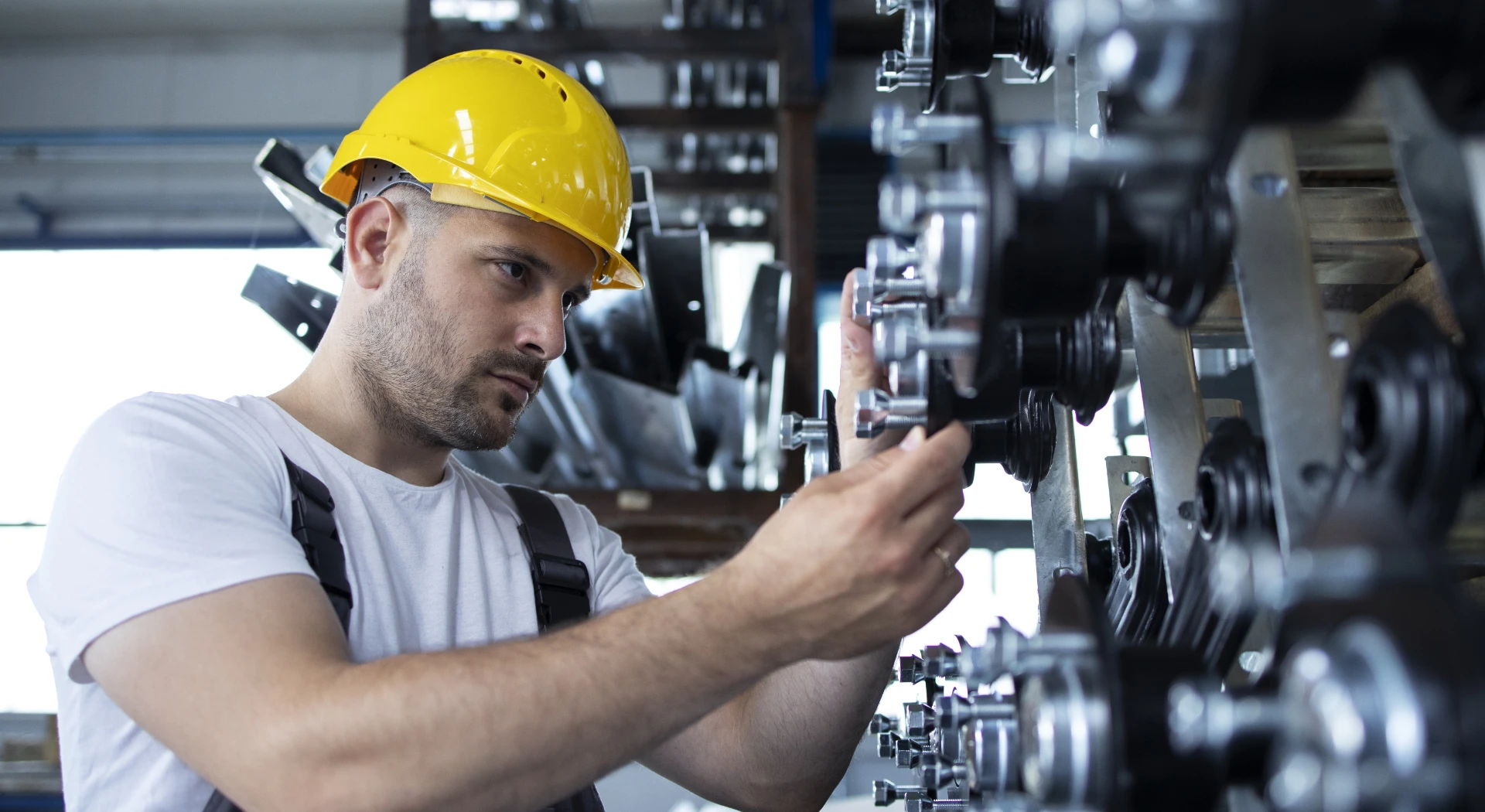 How to Become a Professional Industrial Tools Repair Technician